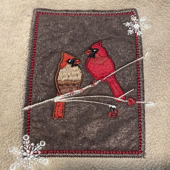 XL Christmas Fleece cardigan Sweater with Cardinals and Snowflakes. Full Zip - Picture 6 of 6
